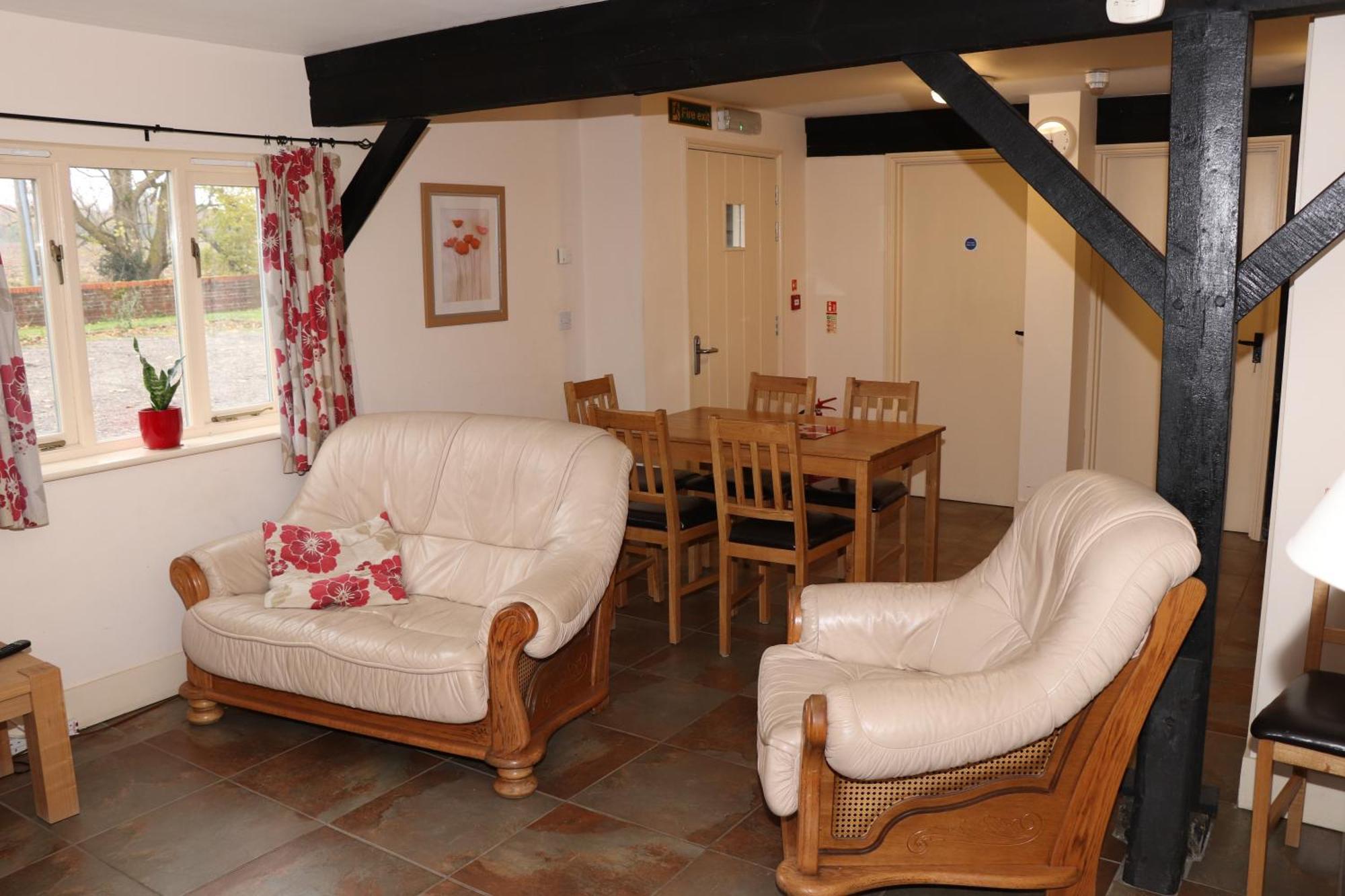 Palace Farm Courtyard And Granary Rooms Doddington  Esterno foto